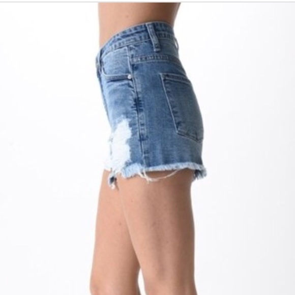 NWT Distressed denim cut off shorts - Picture 6 of 8